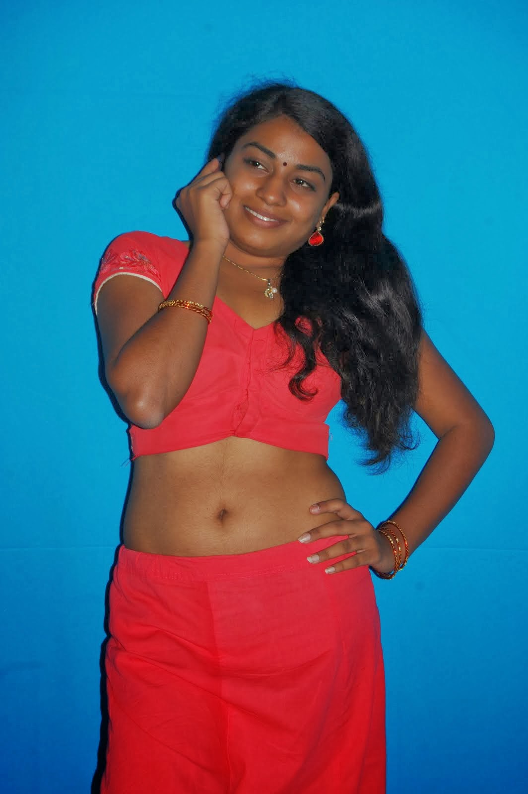 unsatisfied kerala house wife padmini aunty saree removed hot boobies ... image